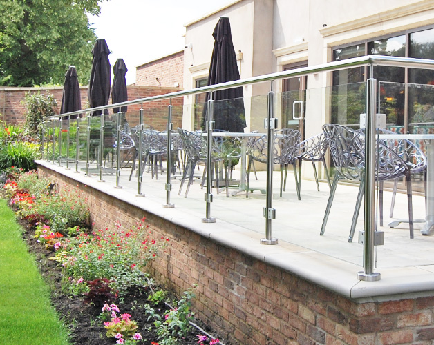 Discover our Glass Clamp Balustrade Glass Clamp Balustrade