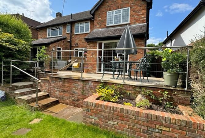 Stainless Steel Wire Balustrade on Raised Garden Patio